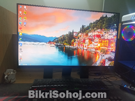 Full Desktop computer
